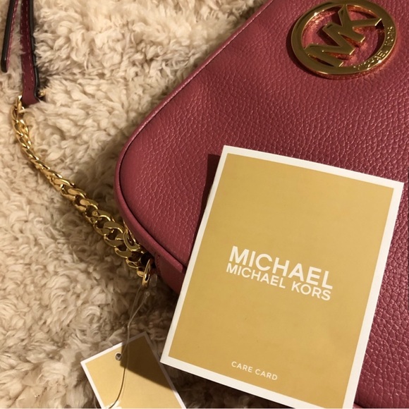 Michael Kors Fulton Pebbled Leather Crossbody Chain Bag - Picture 10 of 10